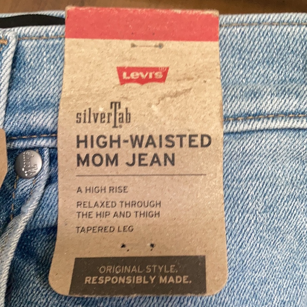 Levi’s silver tab high waisted mom jean distressed retro denim 27 X 27 - Picture 4 of 17